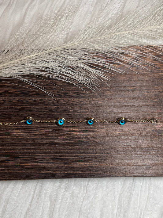 Blue Eye Armband