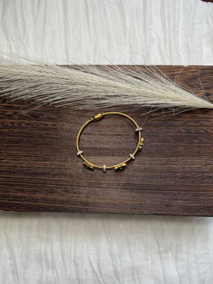 Flower Eye Bracelet