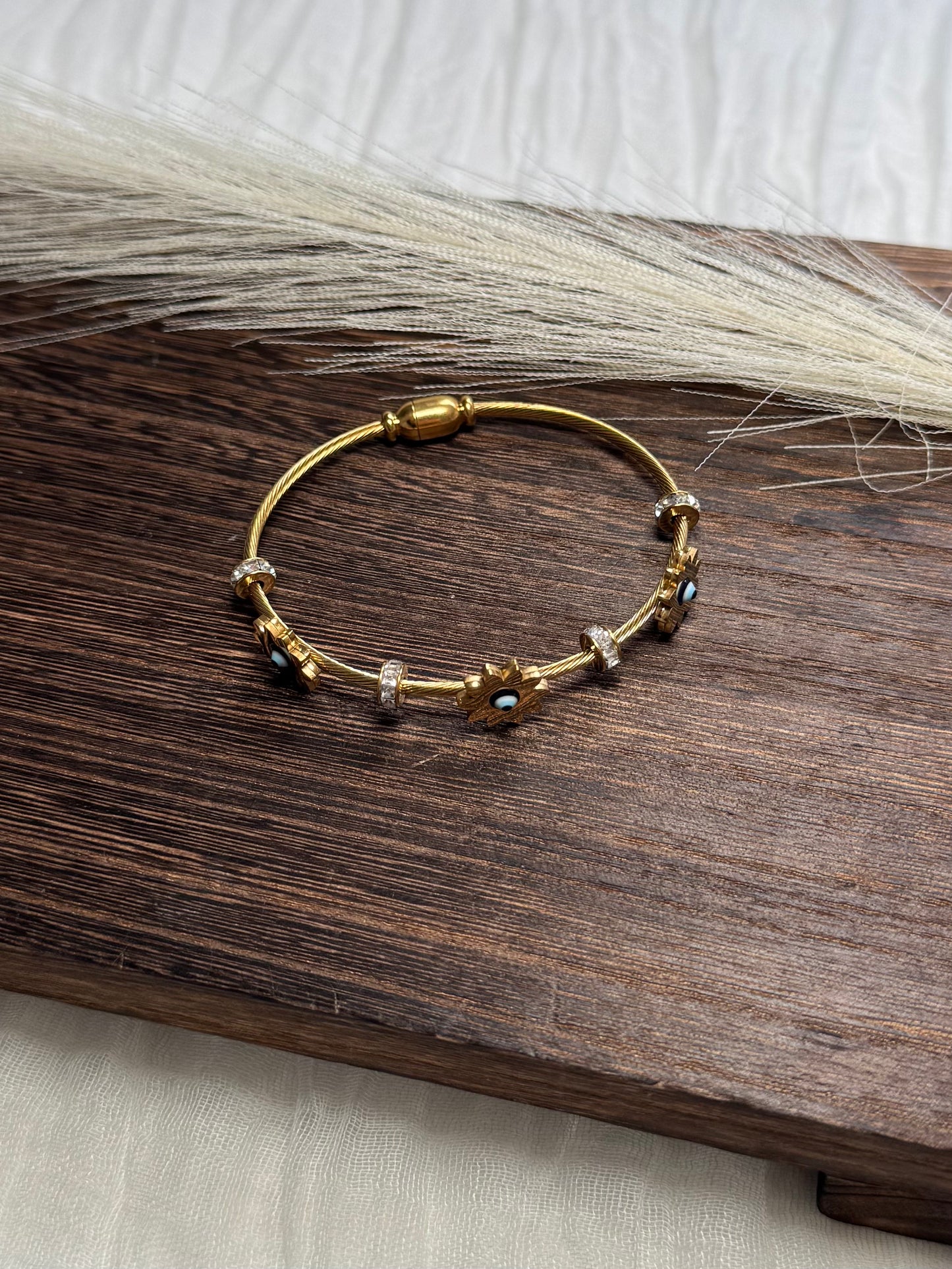Flower Eye Bracelet